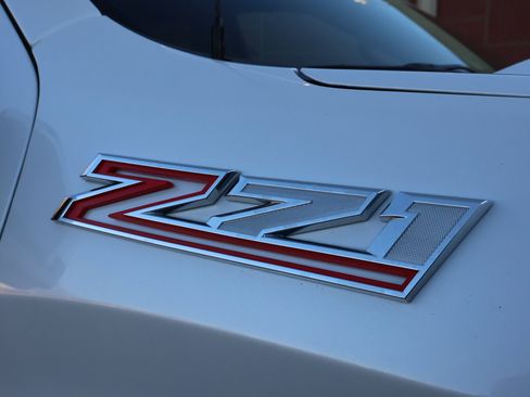 Used 2022 Chevrolet Silverado 1500 LTZ w/ Safety Package II image 6