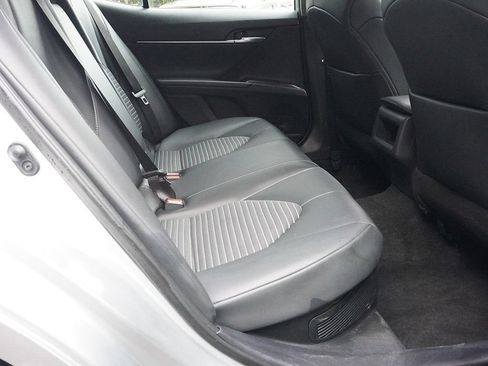 Used 2022 Toyota Camry SE w/ Convenience Package FWD image 35