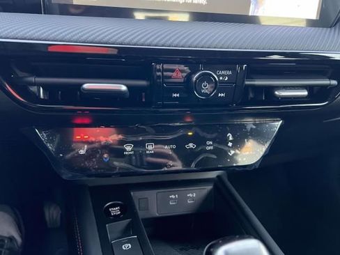 New 2026 Nissan Kicks SR w/ Cold Weather Package image 31