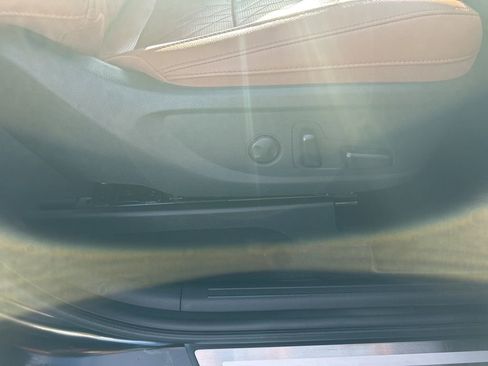 Used 2023 Kia Telluride SX X-Line image 33