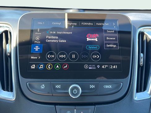 Used 2024 Chevrolet Malibu LT FWD image 21
