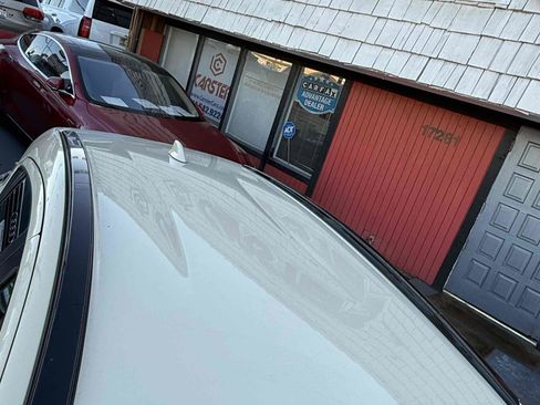 Used 2018 Toyota Prius C Two image 41