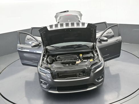 Used 2019 Jeep Cherokee Limited FWD image 69