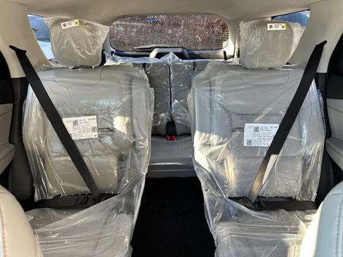 New 2026 Ford Explorer Active w/ Active Comfort Package AWD/4WD image 22