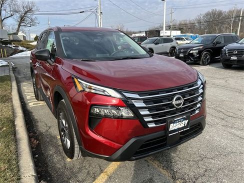 Certified 2025 Nissan Rogue S image 2