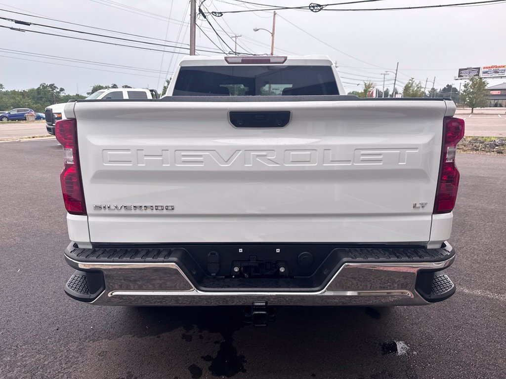 Used 2024 Chevrolet Silverado 1500 LT AWD/4WD image 4