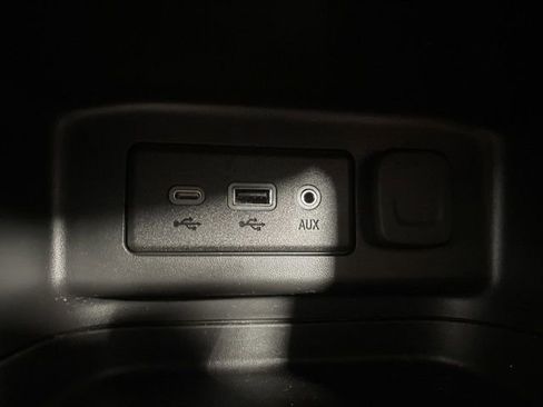 Used 2022 Chevrolet Equinox LT image 18