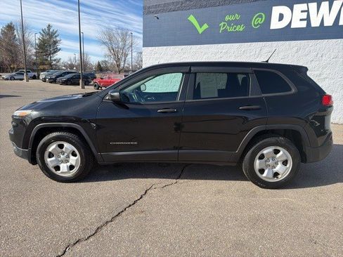 Used 2015 Jeep Cherokee Sport w/ Safety Group image 2