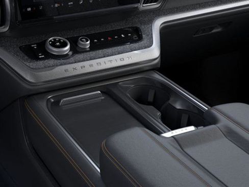 New 2026 Ford Expedition Tremor image 15