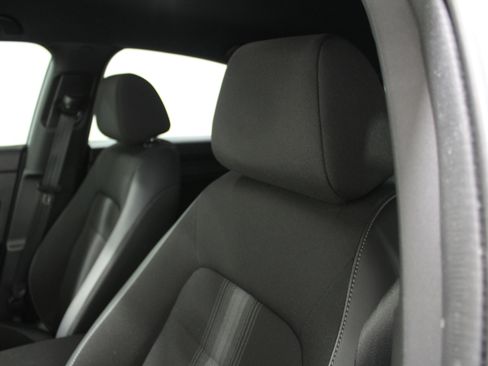 Used 2023 Honda Civic Sport image 6