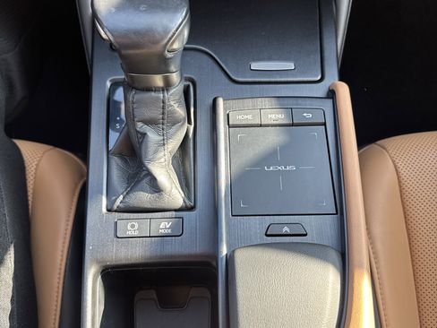 Used 2022 Lexus ES 300h image 18