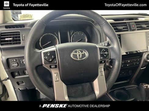 Used 2020 Toyota 4Runner Limited RWD image 27