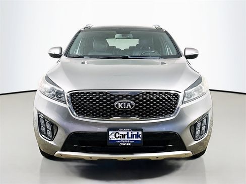 Used 2016 Kia Sorento SX image 2