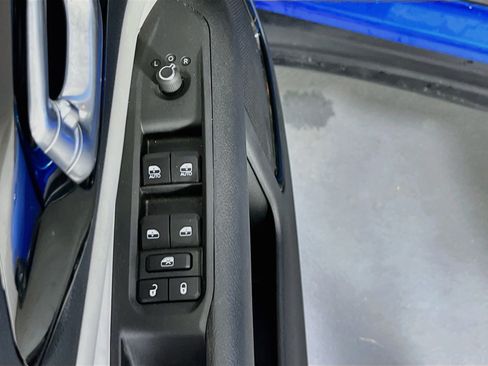 Used 2022 Jeep Compass Limited AWD/4WD image 17