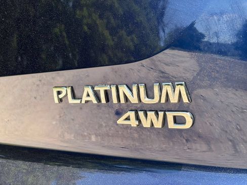 Used 2023 Nissan Pathfinder Platinum AWD/4WD image 28