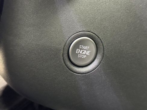 New 2026 Volkswagen ID.4 Pro RWD image 22