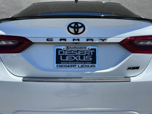 Used 2022 Toyota Camry XSE FWD image 10