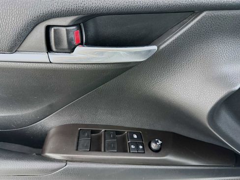 Used 2022 Toyota Camry LE image 16