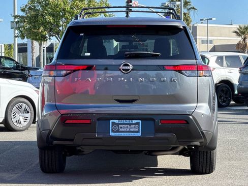 New 2026 Nissan Pathfinder SV w/ Cargo Package FWD image 5