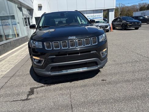 Used 2018 Jeep Compass Limited w/ Navigation Group image 3
