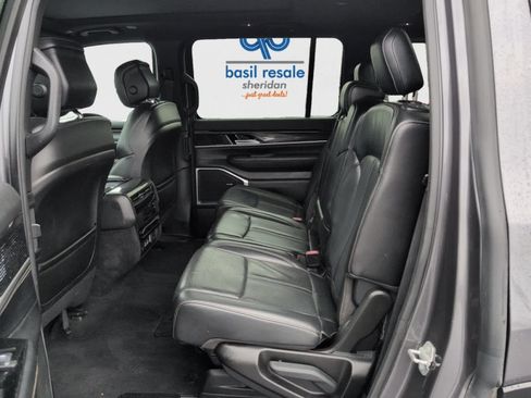 Used 2022 Jeep Wagoneer Series I w/ Premium Group I image 18