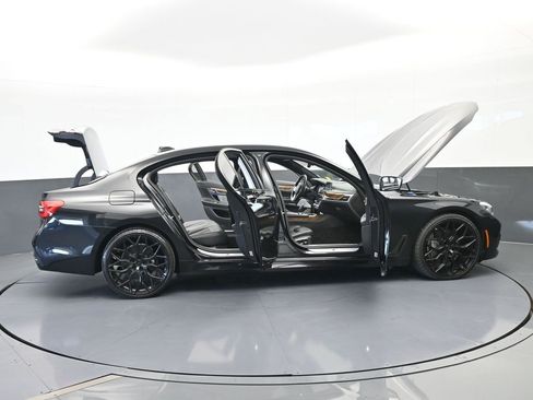 Used 2016 BMW 750i xDrive image 85