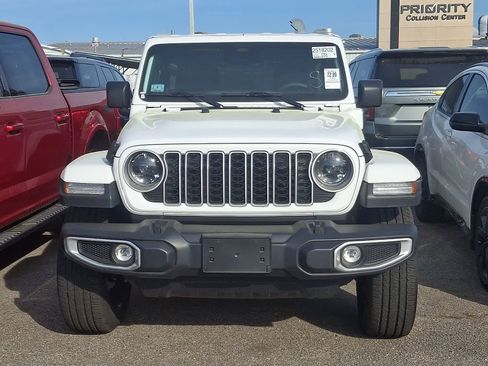 Used 2025 Jeep Wrangler Sahara w/ Safety Group image 2