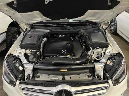 Used 2020 Mercedes-Benz GLC 300 4MATIC image 26