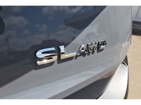 Used 2021 Nissan Rogue SL image 27