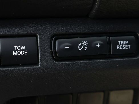 Used 2022 Nissan Frontier S w/ Technology Package RWD image 23