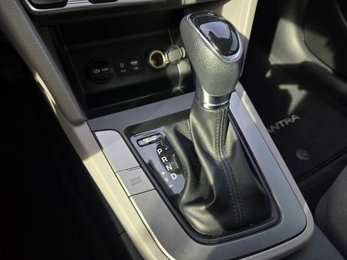 Used 2020 Hyundai Elantra SEL w/ Cargo Package (C1) image 30