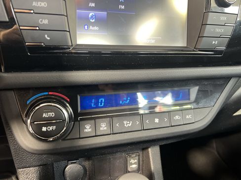 Used 2015 Toyota Corolla S FWD image 24