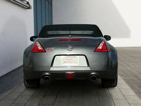 Used 2014 Nissan 370Z Touring w/ Sport Package image 5