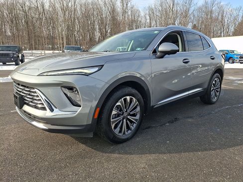 Certified 2025 Buick Envision Preferred image 3