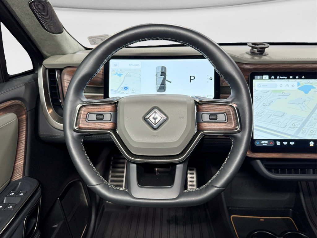 Used 2023 Rivian R1S Adventure Dual AWD/4WD image 9