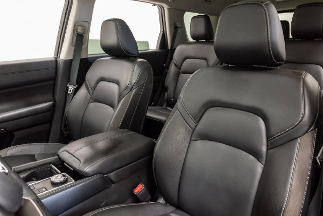 Used 2024 Nissan Pathfinder SL w/ SL Premium Package AWD/4WD image 12
