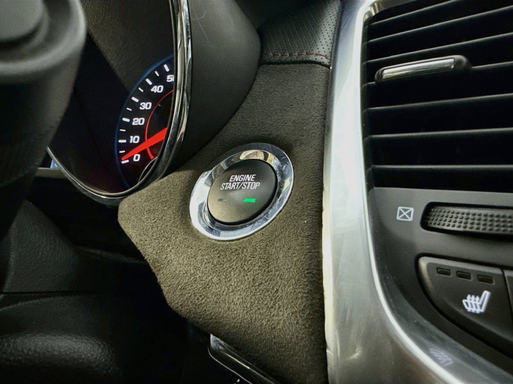 Used 2016 Chevrolet SS RWD image 17