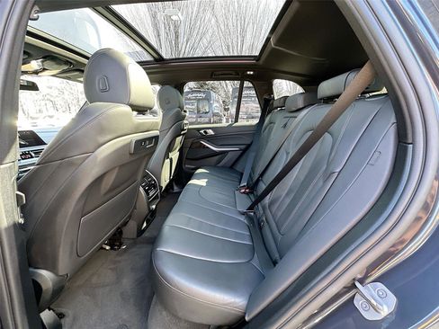 Used 2021 BMW X5 xDrive40i w/ Premium Package 2 image 25