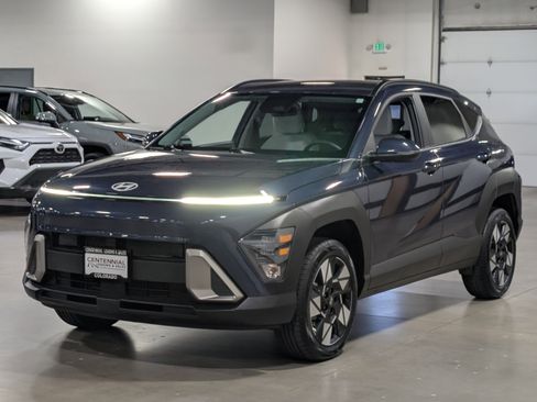 Used 2025 Hyundai Kona SEL AWD/4WD image 7