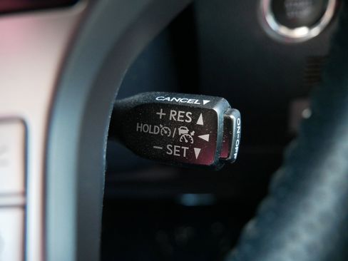 Used 2022 Toyota 4Runner Limited AWD/4WD image 31