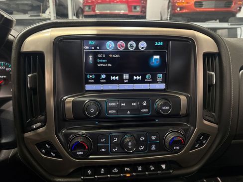 Used 2017 GMC Sierra 3500 Denali image 80