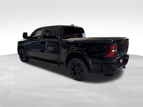 Used 2025 RAM 1500 Big Horn AWD/4WD image 4