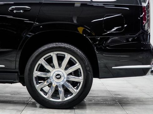 Used 2024 Cadillac Escalade Premium Luxury Platinum RWD image 13