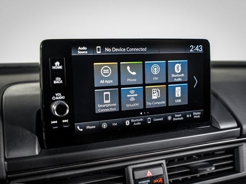 Used 2025 Honda Pilot TrailSport image 32