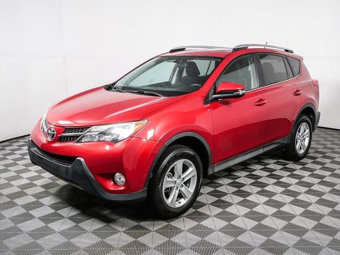 Used 2013 Toyota RAV4 XLE image 23