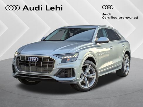 Used 2023 Audi Q8 Premium image 1