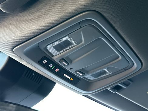 Used 2024 GMC Sierra 1500 Elevation image 23