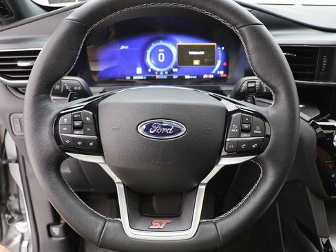 Used 2024 Ford Explorer ST w/ Technology Package image 16