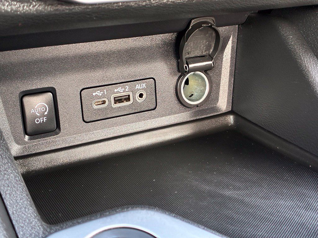 Used 2024 Nissan Sentra SV w/ All-Weather Package FWD image 24