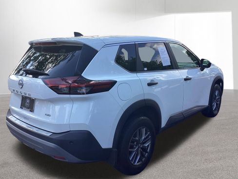 Used 2023 Nissan Rogue S AWD/4WD image 16